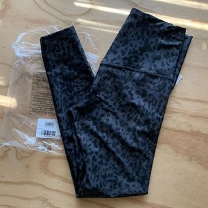 Old, navy, black and gray, leopard print Powersoft leggings medium NWT